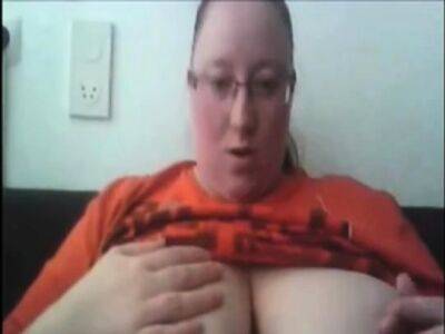 Bbw Play with Her Huge Fat Boobs - drtuber.com