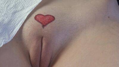 Small Heart Tattoo Drawing On Girl Pussy - hclips