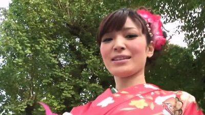 Kimono Lady Yuria Tominaga is walking thinking about dirty - drtuber - Japan