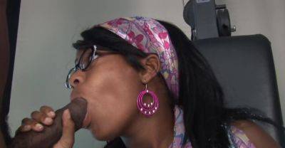 Ebony teen throats the BBC wet before letting it work her muff - xbabe.com